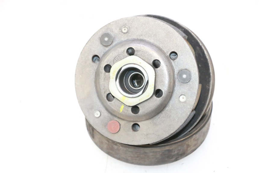 photo de EMBRAYAGE PEUGEOT KISBEE 4T 50 (2023 - 2026) - Vue principale