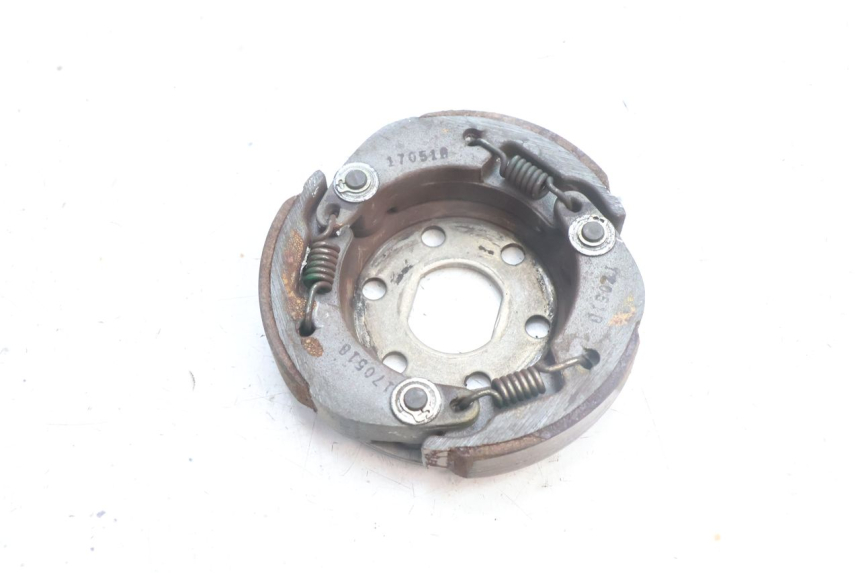 photo de EMBRAYAGE PEUGEOT KISBEE 4T 50 (2010 - 2017) - Zoom état d’usage