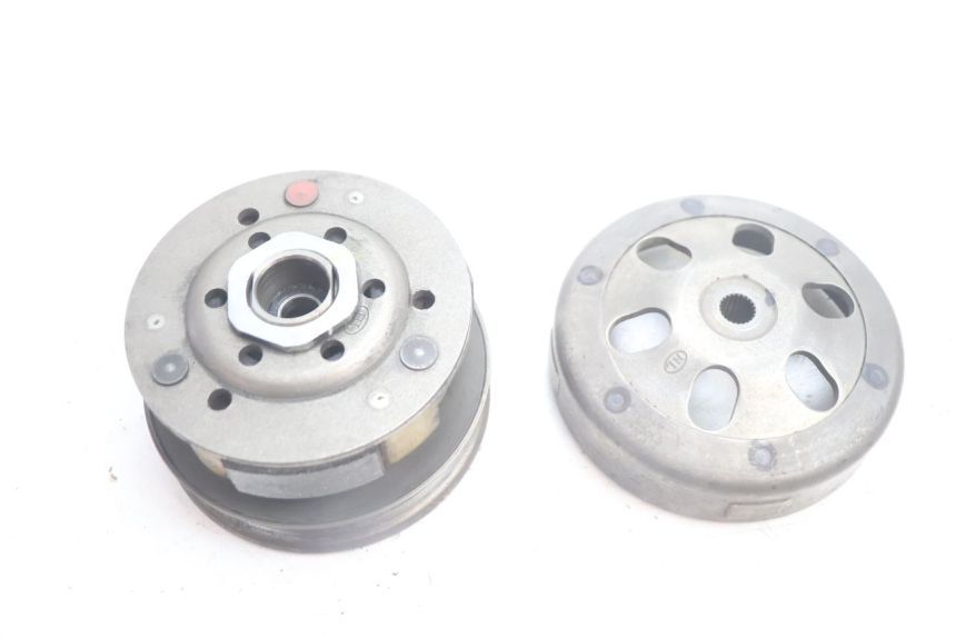 photo de EMBRAYAGE PEUGEOT KISBEE 4T 50 (2018 - 2022) - Vue d’ensemble