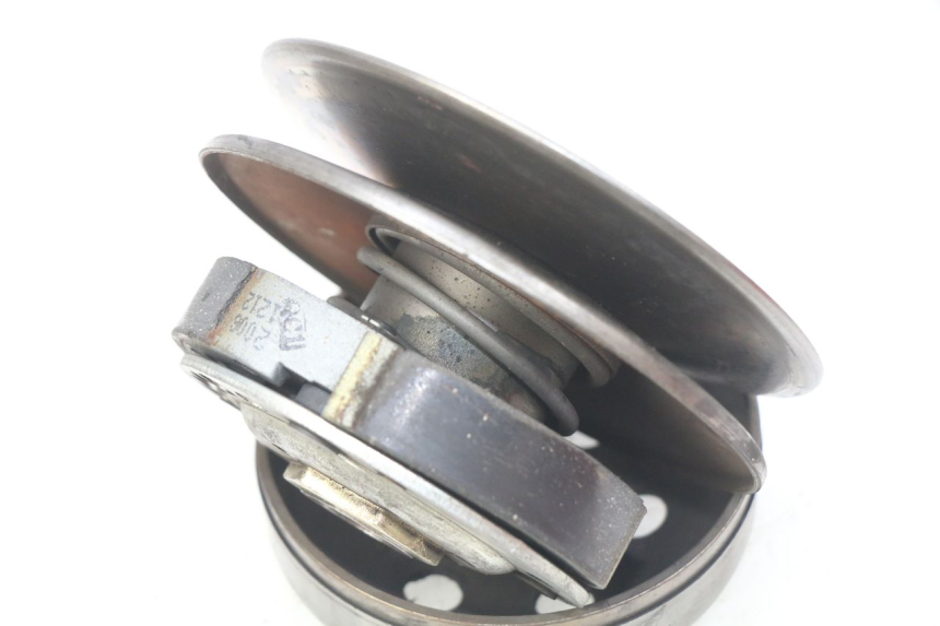 photo de EMBRAYAGE PIAGGIO VESPA PRIMAVERA 2T 50 (2013 - 2018)