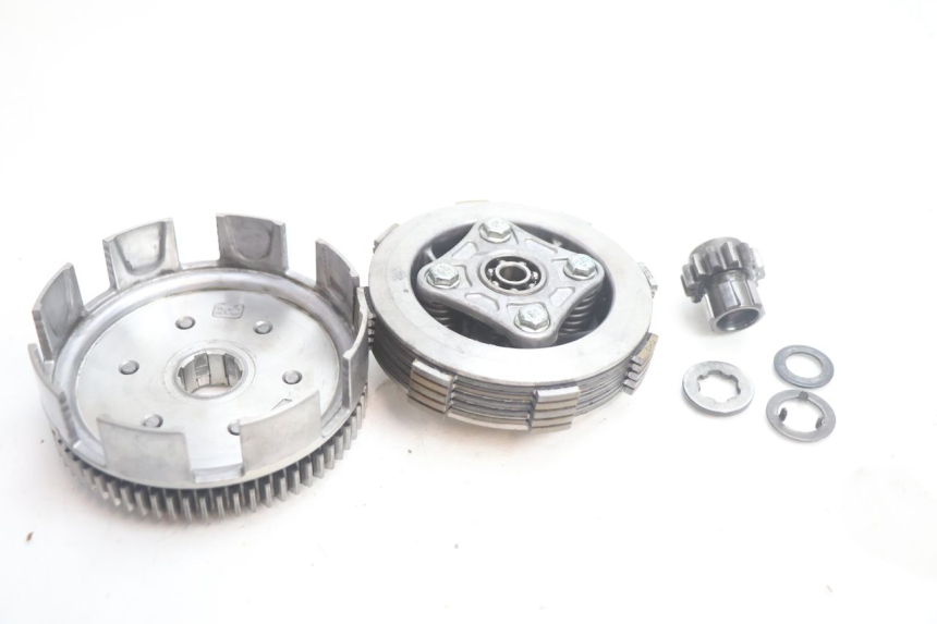 photo de EMBRAYAGE APOLLO RFZ 140 - Détails caractéristiques