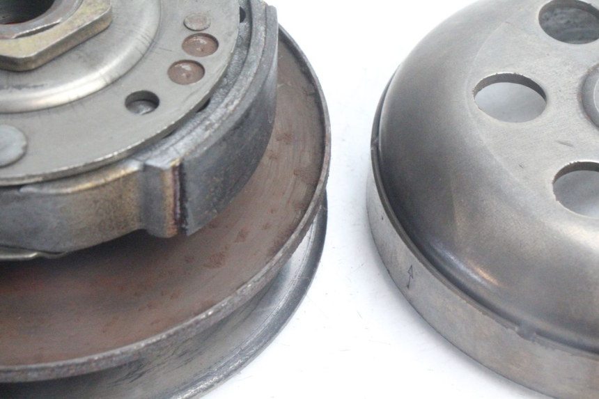 photo de EMBRAYAGE PEUGEOT SATELIS 125 (2006 - 2009) - Vue d’ensemble