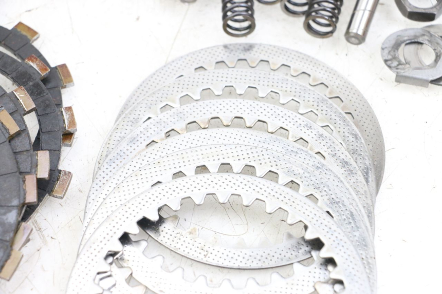 photo de EMBRAYAGE SUZUKI GSX E 250 (1982 - 1983)
