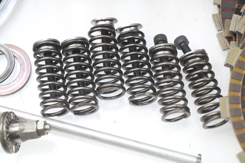 photo de EMBRAYAGE SUZUKI GSX-R GSXR K16 1000 (2012 - 2016)