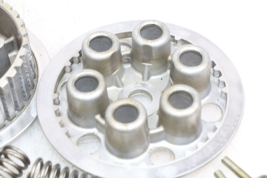 photo de EMBRAYAGE SUZUKI SV N 650 (1999 - 2002)