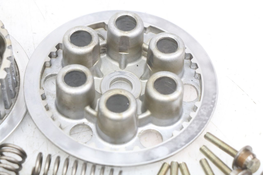 photo de EMBRAYAGE SUZUKI SV N 650 (1999 - 2002)