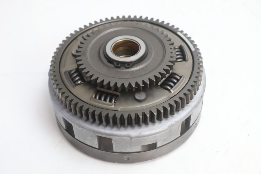 photo de EMBRAYAGE SUZUKI SV S 650 (2003 - 2009) - Gros plan technique