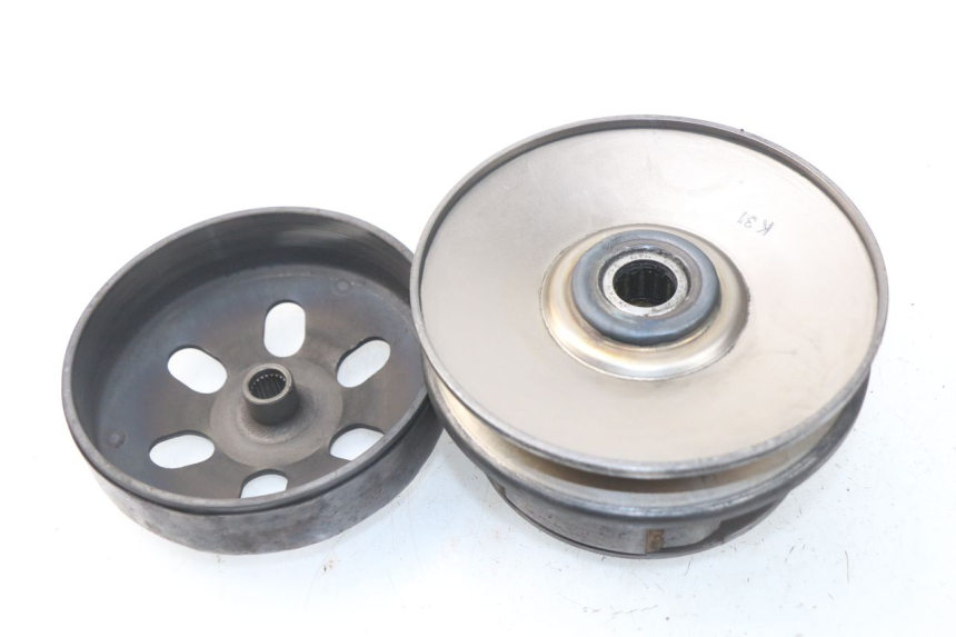 photo de EMBRAYAGE PEUGEOT SV 50 (1992 - 2004) - Gros plan technique