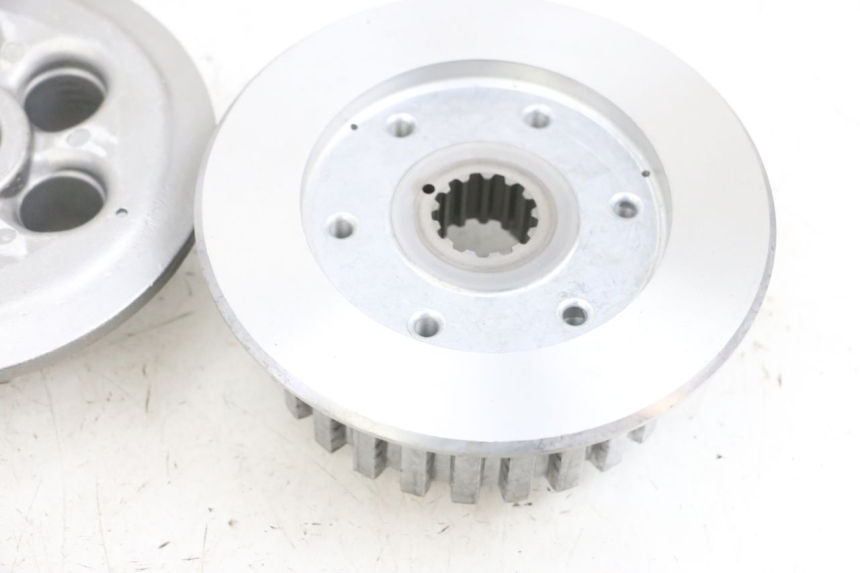 photo de EMBRAYAGE YAMAHA TDM ABS 900 (2002 - 2014) - Détails caractéristiques