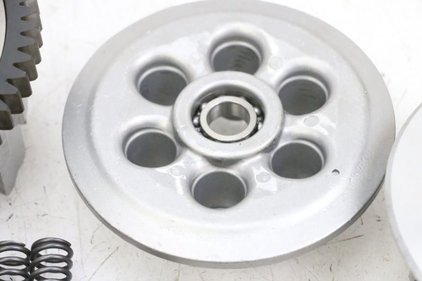 photo de EMBRAYAGE YAMAHA TDM ABS 900 (2002 - 2014) - Zoom composants