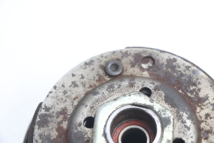 photo de EMBRAYAGE PEUGEOT TREKKER 50 (1995 - 2004) - Gros plan technique