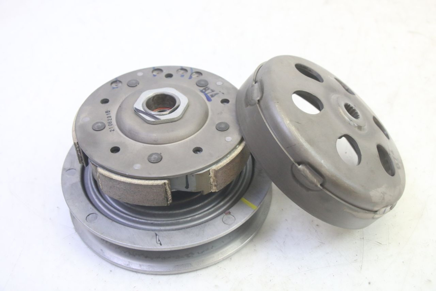 photo de EMBRAYAGE YAMAHA TRICITY 300 (2020 - 2024) - Détail de la pièce