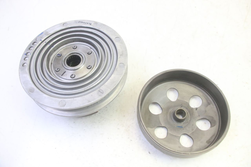 photo de EMBRAYAGE YAMAHA TRICITY 300 (2020 - 2024) - Vue d’ensemble