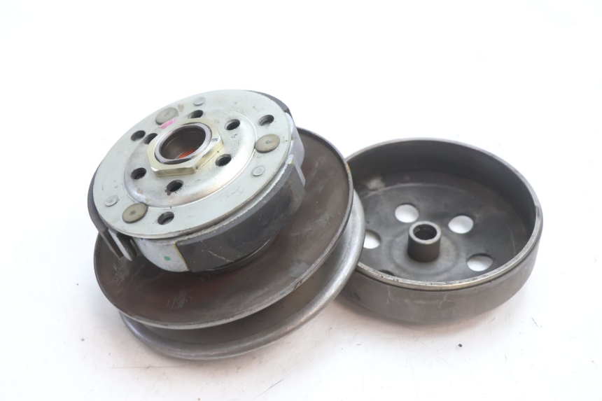 photo de EMBRAYAGE PIAGGIO TYPHOON 50 (2000 - 2009) - Vue principale
