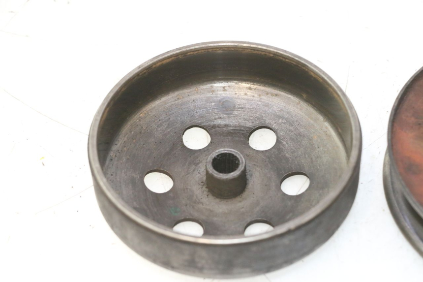 photo de EMBRAYAGE PIAGGIO VESPA LX 2T 50 (2005 - 2013) - Points de fixation