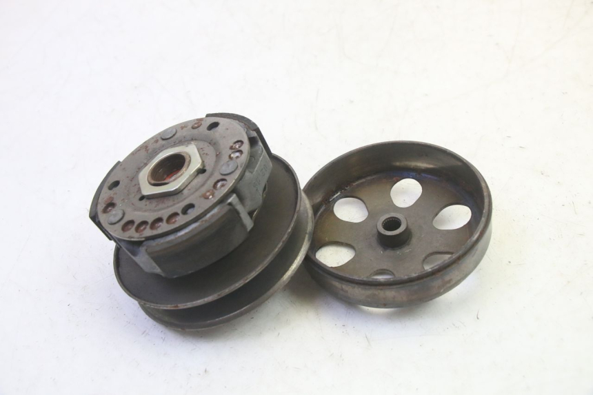 photo de EMBRAYAGE PEUGEOT VIVACITY 100 (1999 - 2008) - Détail de la pièce