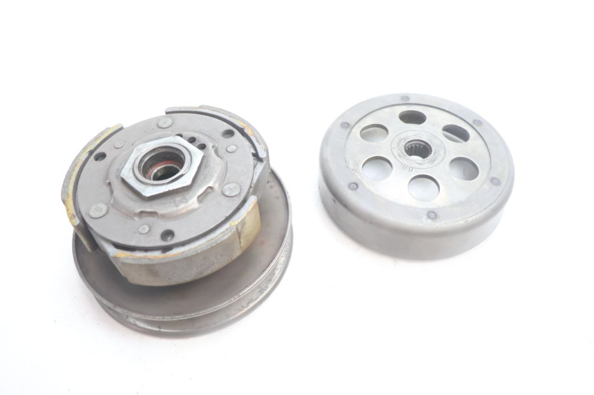 photo de EMBRAYAGE YAMAHA XMAX X-MAX 125 (2006 - 2009) - Autre angle de vue