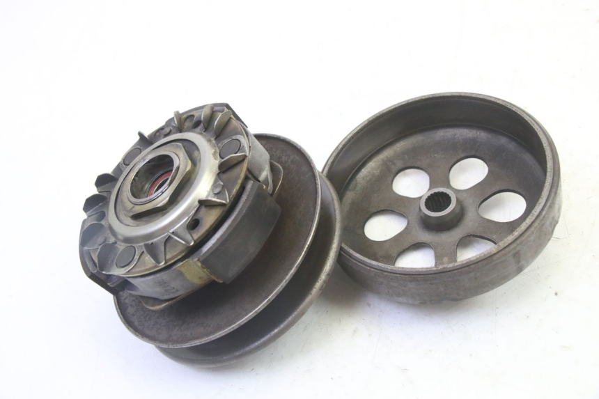 photo de EMBRAYAGE PIAGGIO XEVO - X EVO 125 (2007 - 2016)