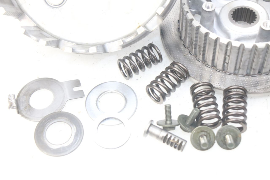 photo de EMBRAYAGE SUZUKI XF FREEWIND 650 (1997 - 2003) - Vue rapprochée