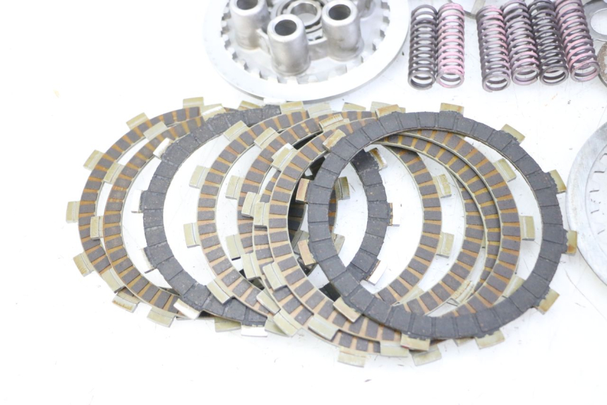 photo de EMBRAYAGE YAMAHA FZ6 FAZER S2 600 (2007 - 2011)