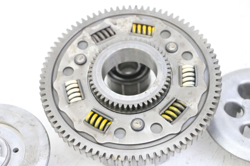 photo de EMBRAYAGE YAMAHA FZS FAZER 600 (2001 - 2003)