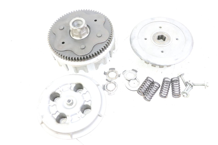 photo de EMBRAYAGE YAMAHA SR 125 (1982 - 2003)