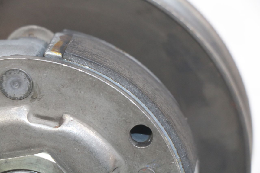 photo de EMBRAYAGE YAMAHA YP MAJESTY 125 (1998 - 2001)