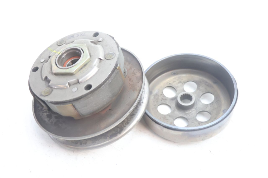 photo de EMBRAYAGE YAMAHA YP MAJESTY 125 (2002 - 2006) - Vue principale