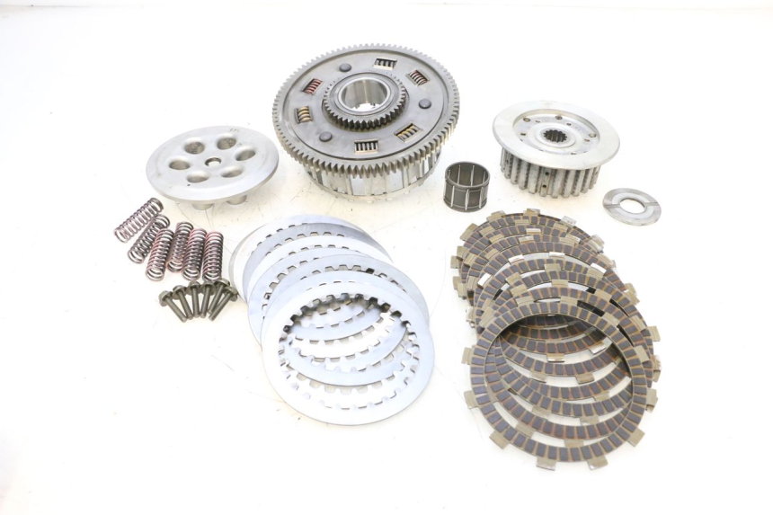 photo de EMBRAYAGE YAMAHA YZF R GENESIS 750 (1993 - 1998) - Focus structure