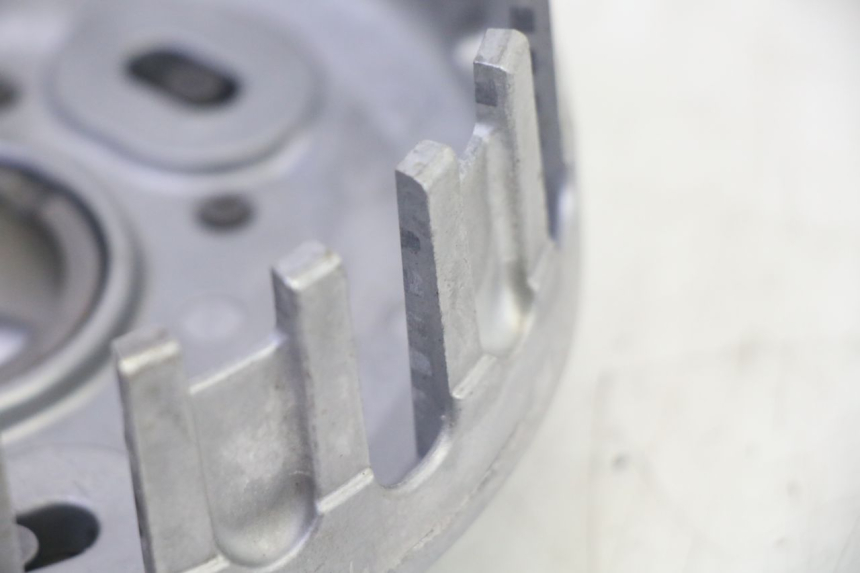 photo de EMBRAYAGE KAWASAKI ZR 7 750 (1999 - 2001) - Autre angle de vue