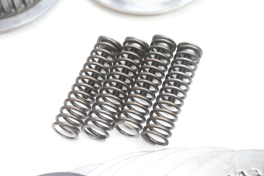 photo de EMBRAYAGE KAWASAKI ZX-6R ZX6R 600 (2000 - 2002) - Marquages et références