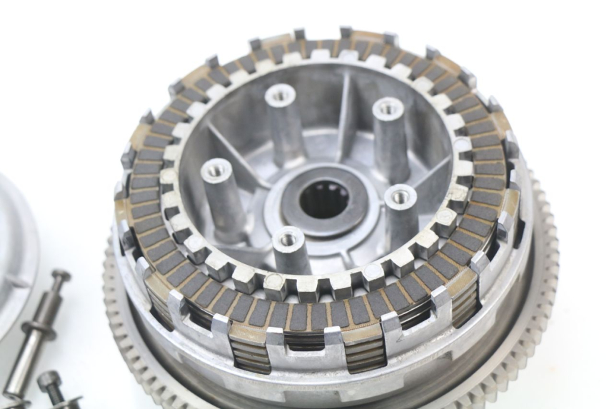 photo de EMBRAYAGE KAWASAKI ZZR 600 (1995 - 2004) - Autre angle de vue