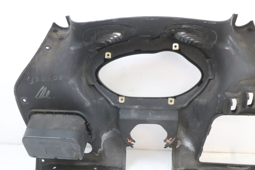 photo de ENTOURAGE COMPTEUR BMW C1 125 (2000 - 2003)