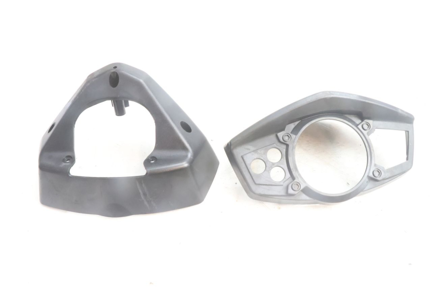 photo de ENTOURAGE COMPTEUR YAMAHA BW'S BWS 125 (2010 - 2013) - État de surface