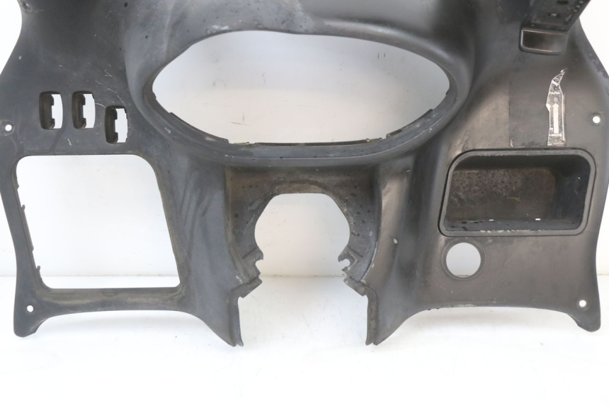 photo de ENTOURAGE COMPTEUR BMW C1 125 (2000 - 2003) - Zoom état d’usage