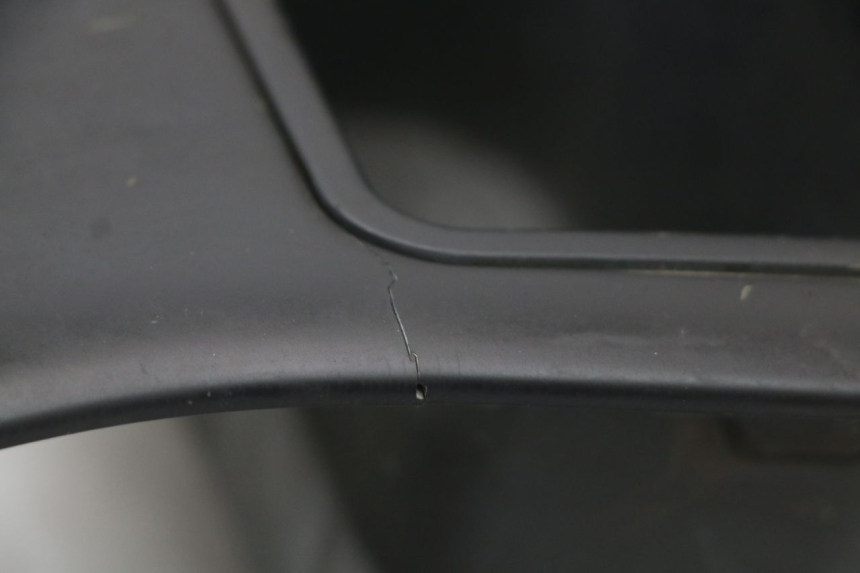 photo de ENTOURAGE COMPTEUR BMW C1 125 (2000 - 2003) - Pièce contrôlée