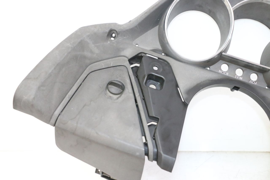 photo de ENTOURAGE COMPTEUR KYMCO DINK STREET 125 (2009 - 2014) - Inspection visuelle