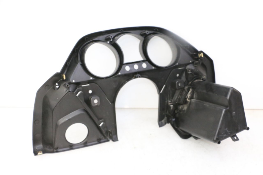 photo de ENTOURAGE COMPTEUR KYMCO DINK STREET 125 (2009 - 2014) - État de surface