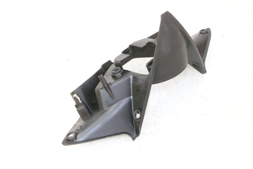 photo de ENTOURAGE COMPTEUR STAHO FH 50 (2018 - 2019)