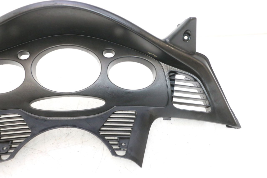photo de ENTOURAGE COMPTEUR HONDA FJS SILVER WING SILVERWING 400 (2005 - 2008) - Détails caractéristiques