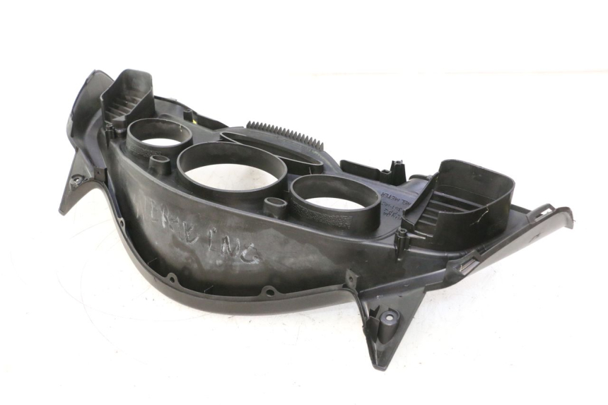 photo de ENTOURAGE COMPTEUR HONDA FJS SILVER WING SILVERWING 400 (2005 - 2008) - Zoom état d’usage
