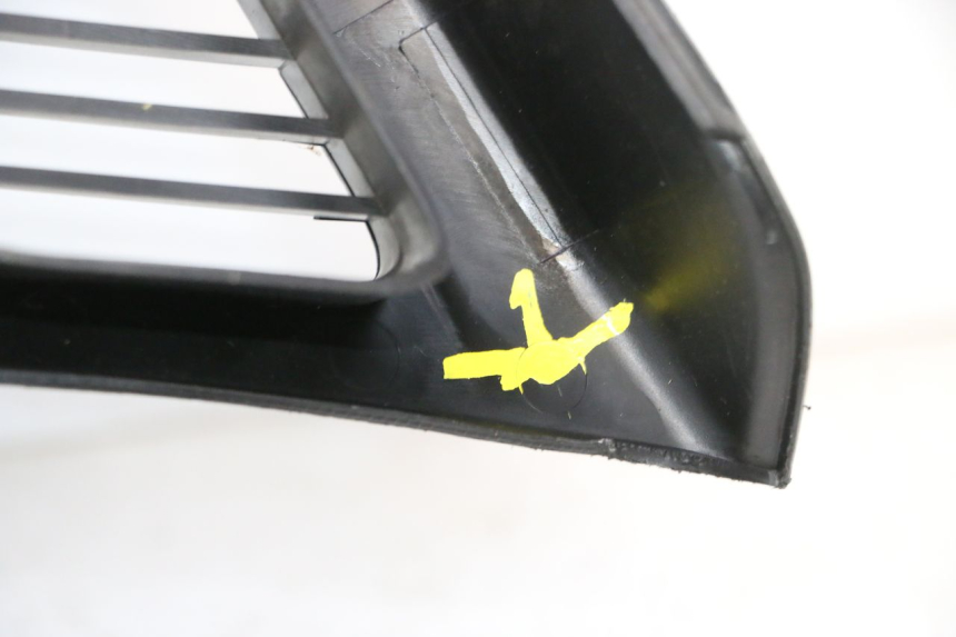 photo de ENTOURAGE COMPTEUR HONDA FJS SILVER WING SILVERWING 400 (2005 - 2008) - Autre angle de vue