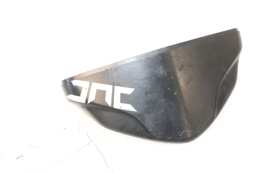 photo de ENTOURAGE COMPTEUR SUZUKI GSR 600 (2005 - 2012) - Vue d’ensemble