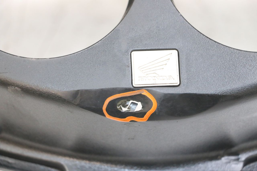 photo de ENTOURAGE COMPTEUR HONDA NTV DEAUVILLE 650 (1998 - 2001)