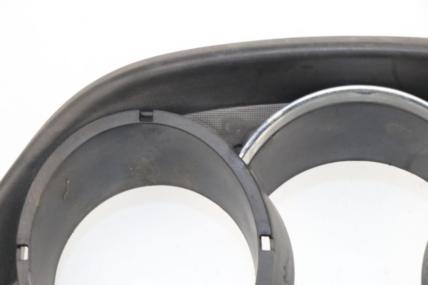 photo de ENTOURAGE COMPTEUR KYMCO DINK STREET 125 (2009 - 2014)