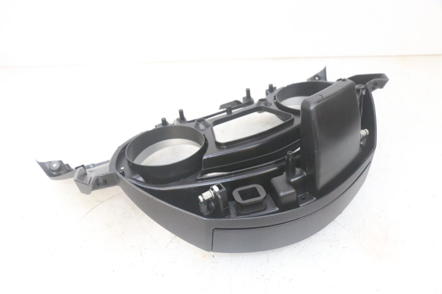 photo de ENTOURAGE COMPTEUR PIAGGIO MP3 HPE 300 (2019 - 2026) - Vue d’ensemble