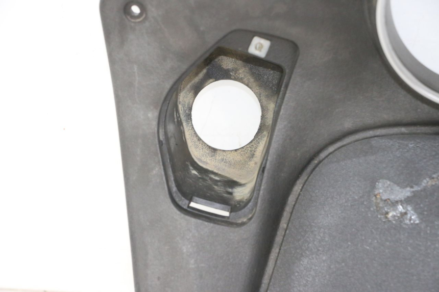 photo de ENTOURAGE COMPTEUR PIAGGIO MP3 LT 300 (2010 - 2016)