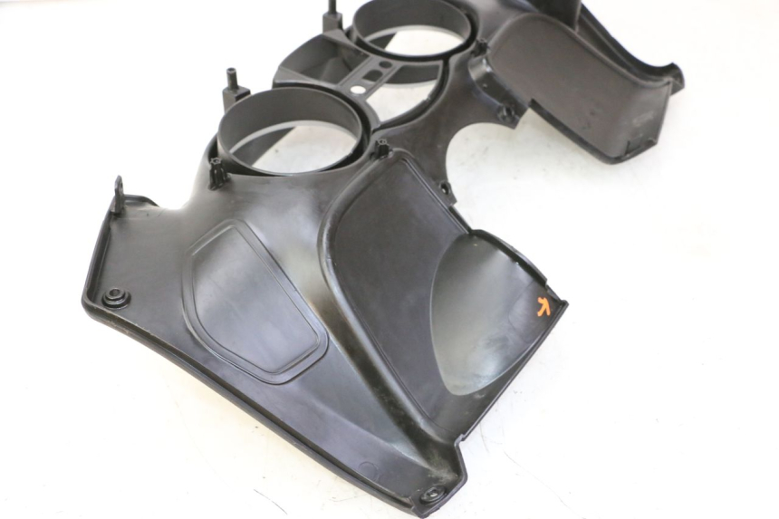 photo de ENTOURAGE COMPTEUR PIAGGIO MP3 LT 300 (2010 - 2016) - Gros plan technique