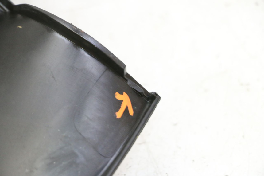 photo de ENTOURAGE COMPTEUR PIAGGIO MP3 LT 300 (2010 - 2016) - Points de fixation