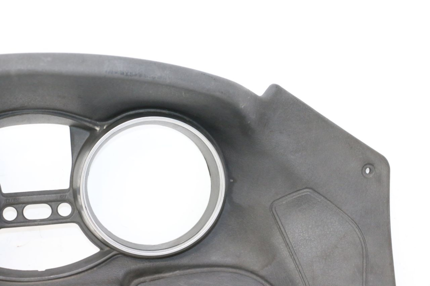 photo de ENTOURAGE COMPTEUR PIAGGIO MP3 500 (2011 - 2015)